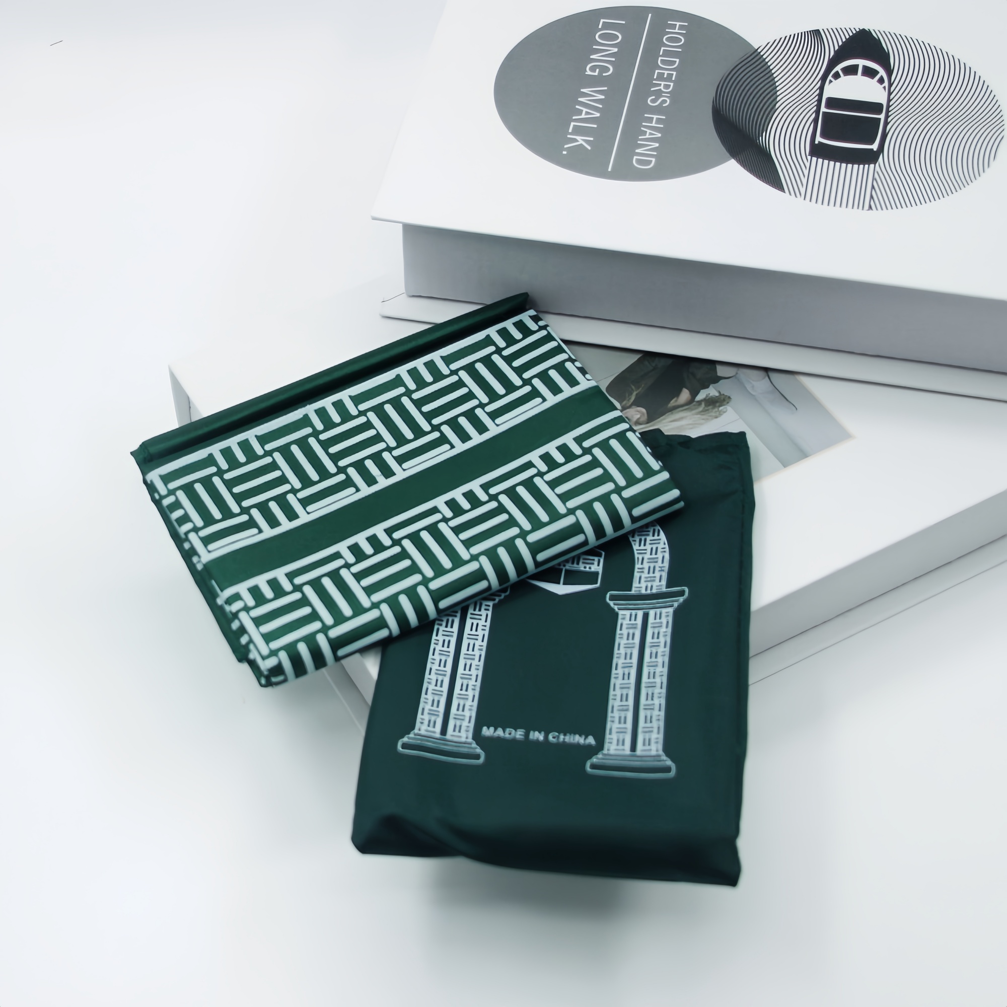 Portable Muslim Prayer Rug 65x - Maranta Prayer Plant のレビューと価格